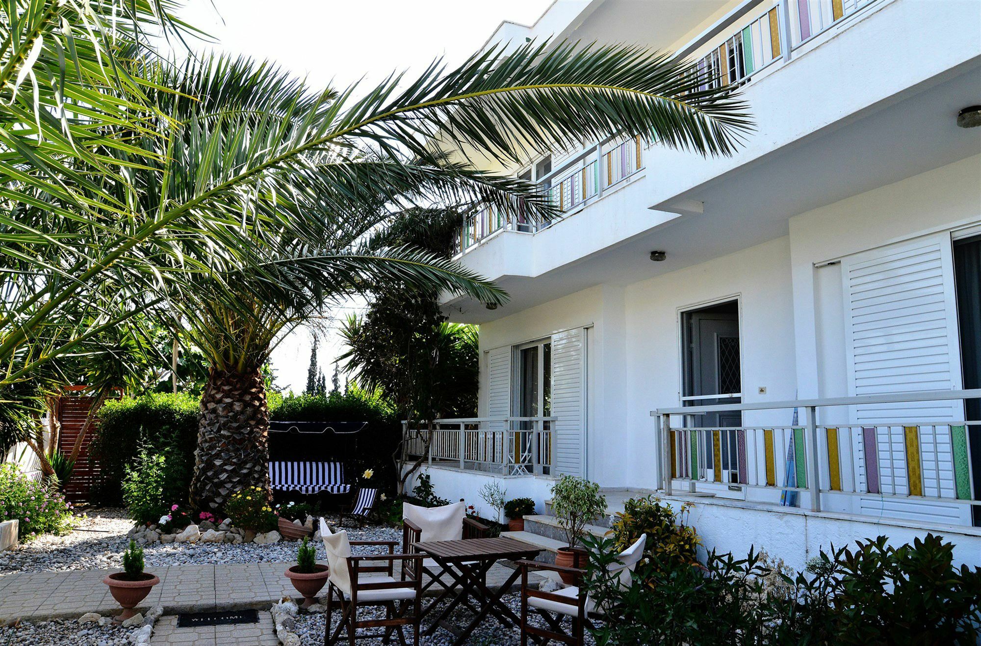Noble Inn Loutráki Esterno foto